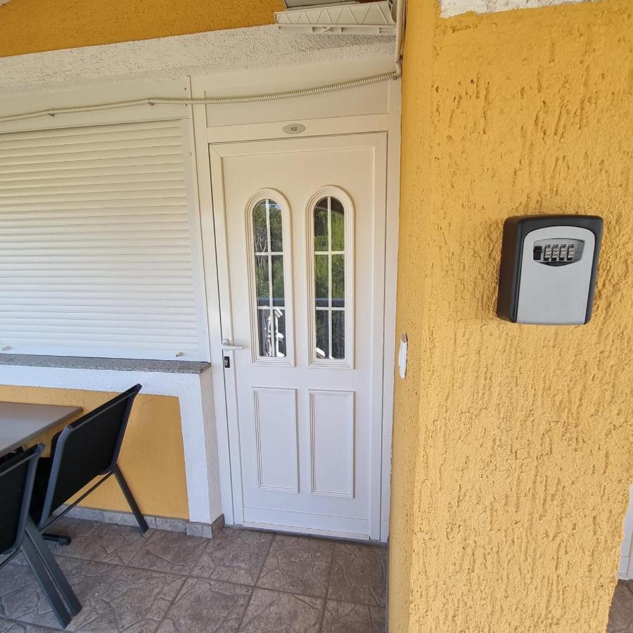 Apartmani Anna Vir Exterior foto